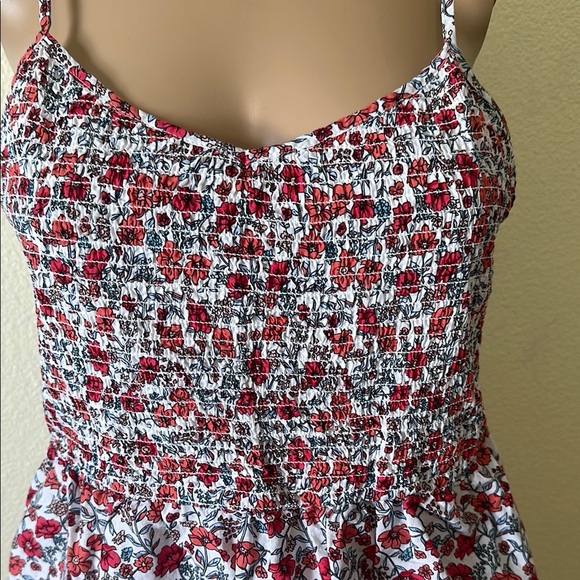 No Boundaries- Floral Red and White Women's Top - Picture 2 of 7